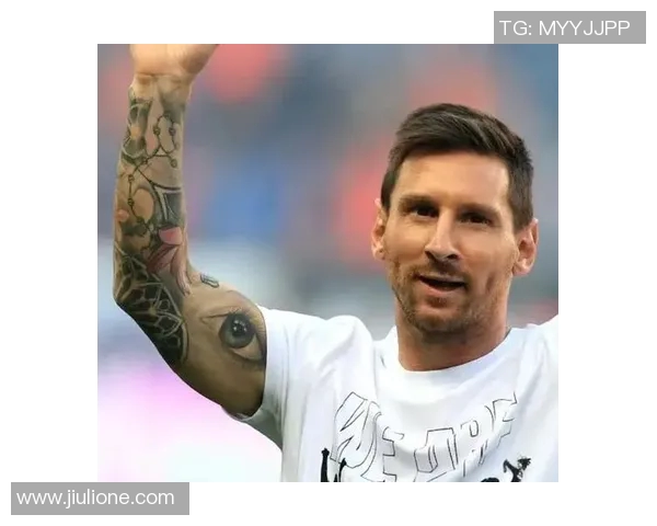 足球明星身上的纹身故事揭示他们的个性与信念