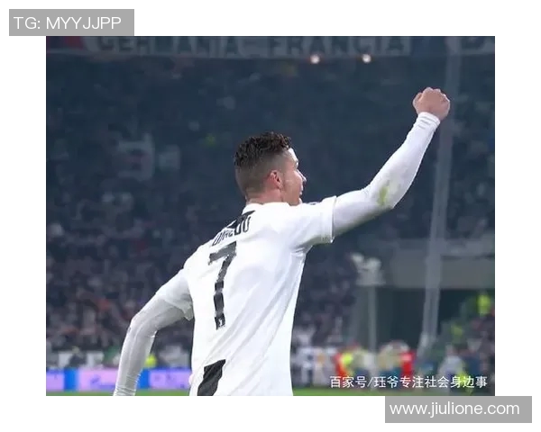 C罗带领球队逆转马竞再创辉煌展现传奇球员风采 C罗带领球队逆转马竞再创辉煌展现传奇球员风采