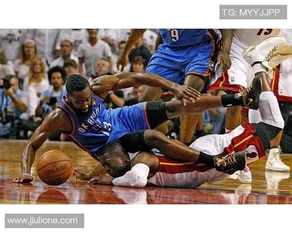 利物浦与特兰米尔精彩对决回放全程回顾与分析